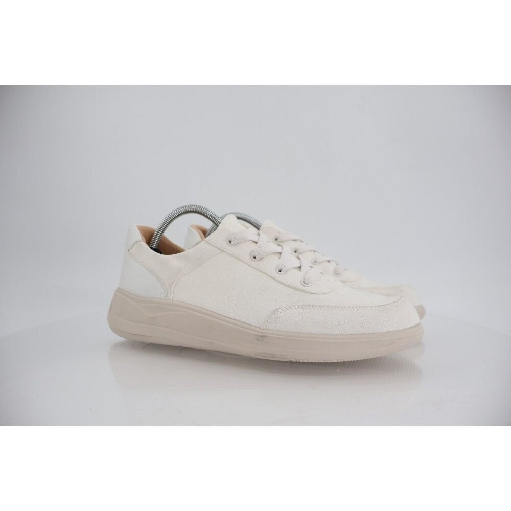 Bzees Womens Time Square Slip On Sneakers Size 11 White Canvas Comfy Shoes